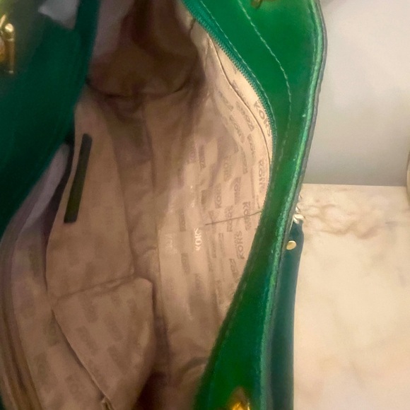 Michael Kors Saffiano Leather Jet Set Shoulder Bag in Emerald Green - Picture 7 of 7